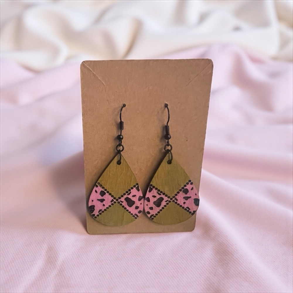Pink and Gold Teardrop Earrings